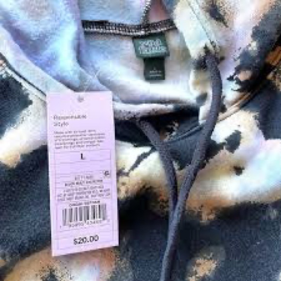 Wild fable cropped hoodie black multi dye color new with tags size large - Picture 10 of 14